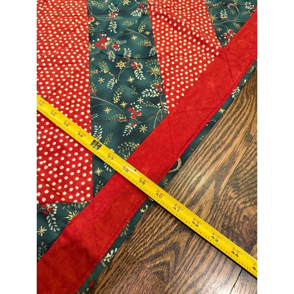 Small Christmas Quilt